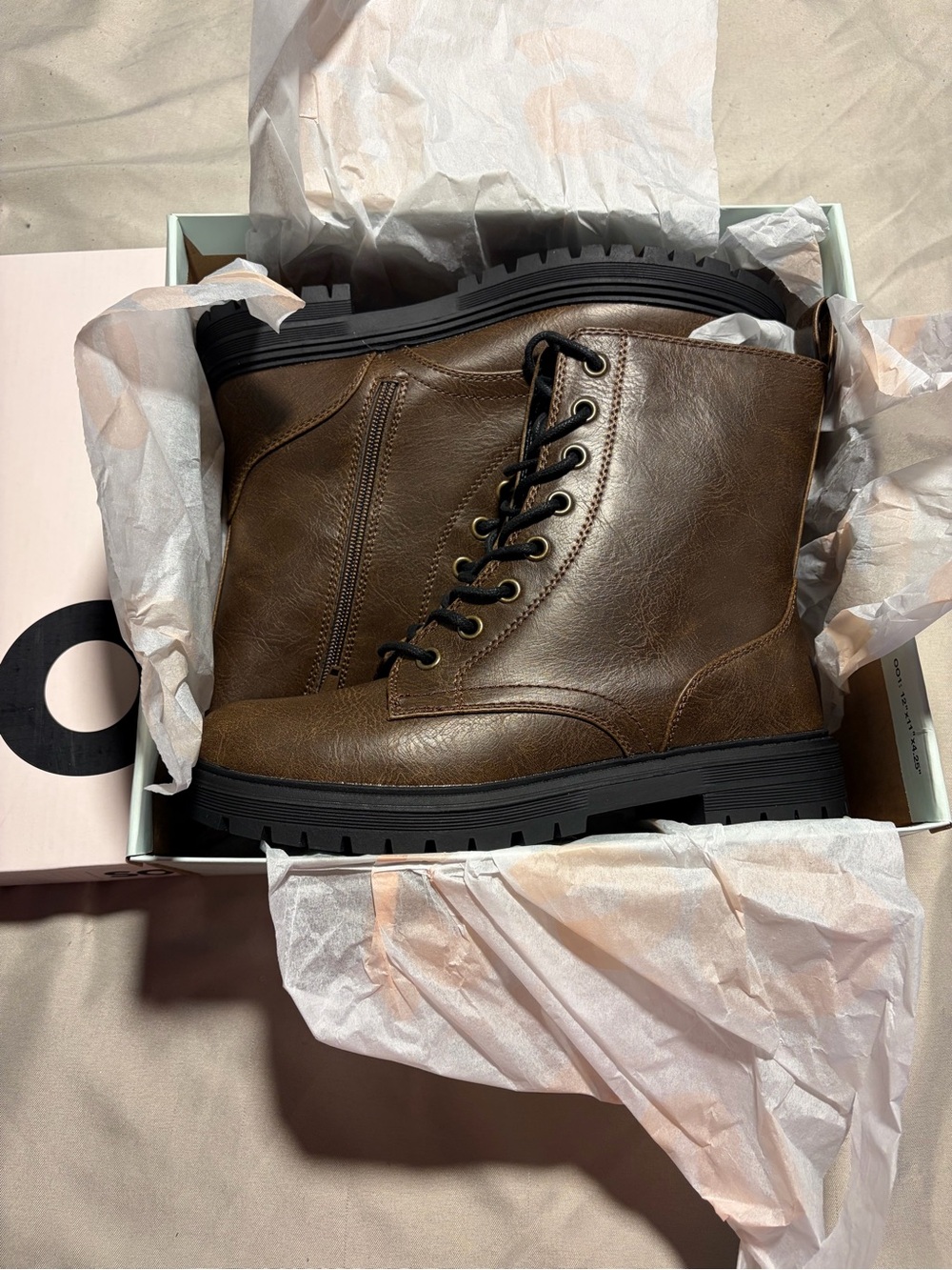 Brand New, Women’s So Reindeer Brown Combat Boots Size 9 Lace And Zip Up